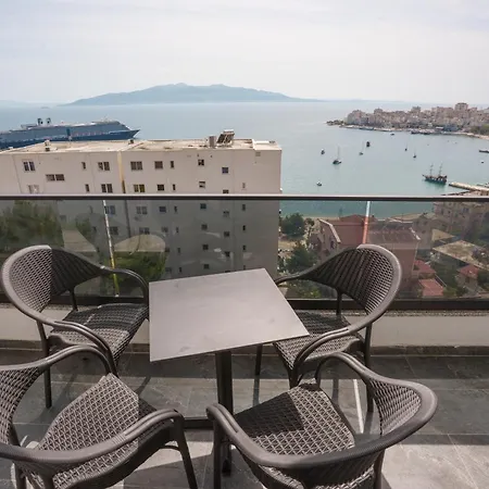 Bright Modern Seaview *