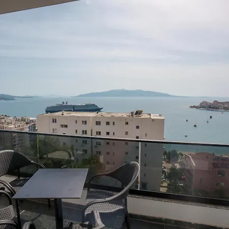 Apartment Bright Modern Seaview