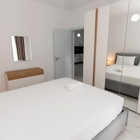 Bright Modern Seaview *